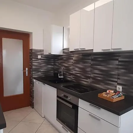 Lukrecija Селце